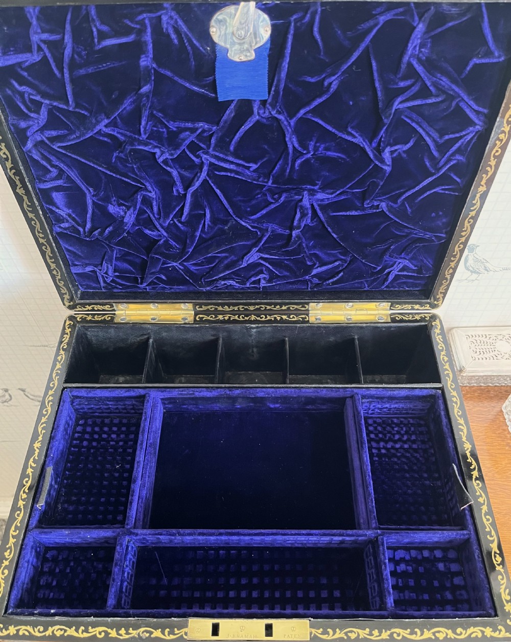 Georgian Kingwood & Silver Dressing Table Box View XXII