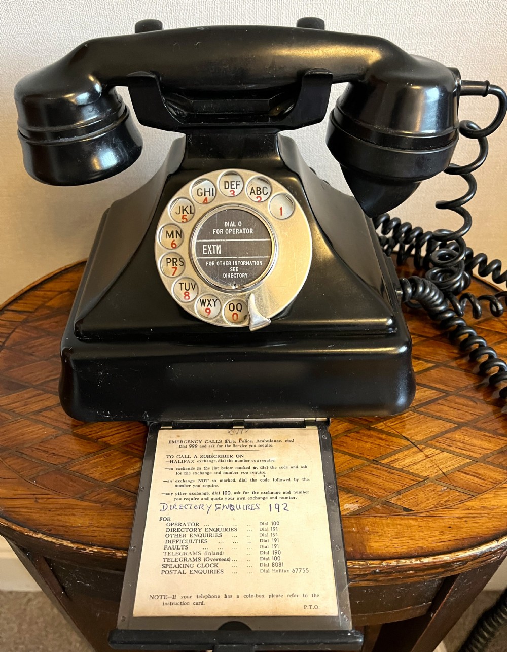 GPO 1930's Fully Converted Bakelite Telephone View II
