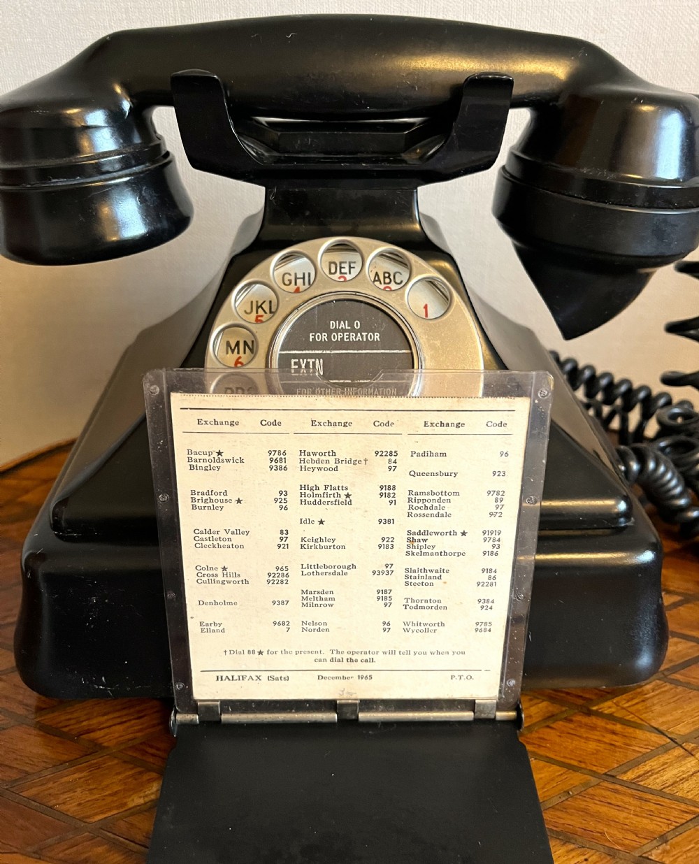 GPO 1930's Fully Converted Bakelite Telephone View III