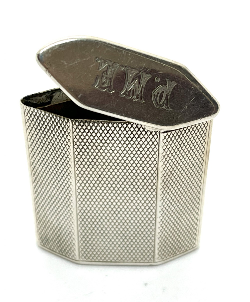 Rare Hexagonal Shaped Silver Vesta Case View IV
