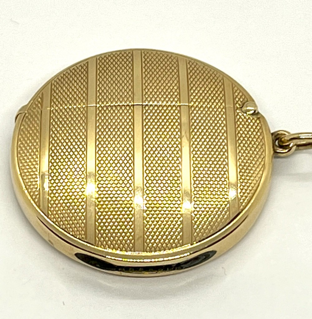 George V Chester 9ct Gold Circular Vesta Case View II