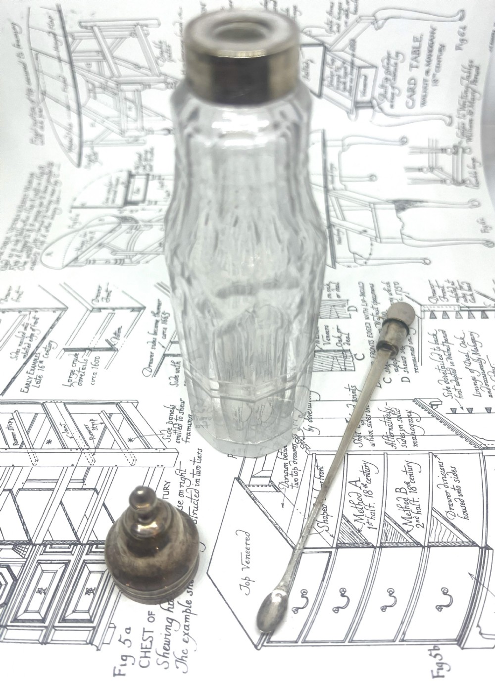 George III Silver & Cut Glass Cayenne Pepper Bottle & Spoon 1792