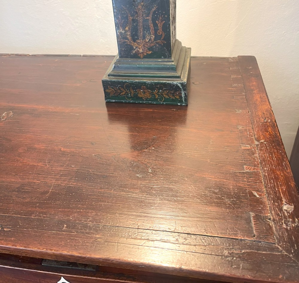 Fine Georgian Mahogany Chest on Chest View VIII