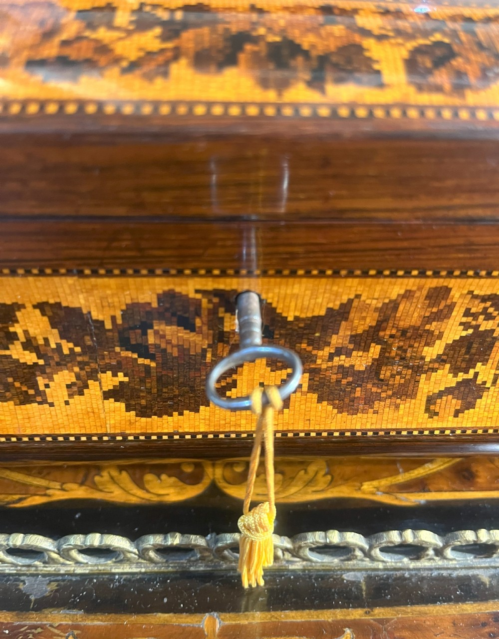 Fine Georgian Early Tunbridge Ware Fitted Work Box View X