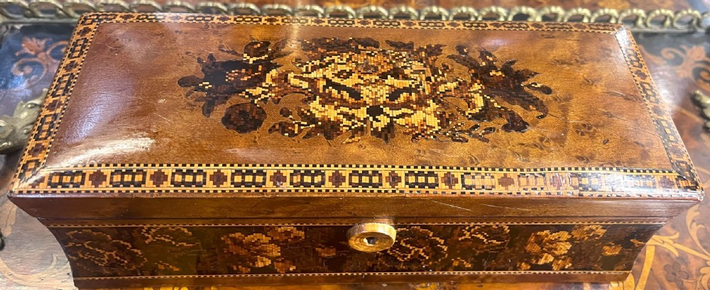 Georgian Early 19th Century Tunbridge Ware Glove Box
