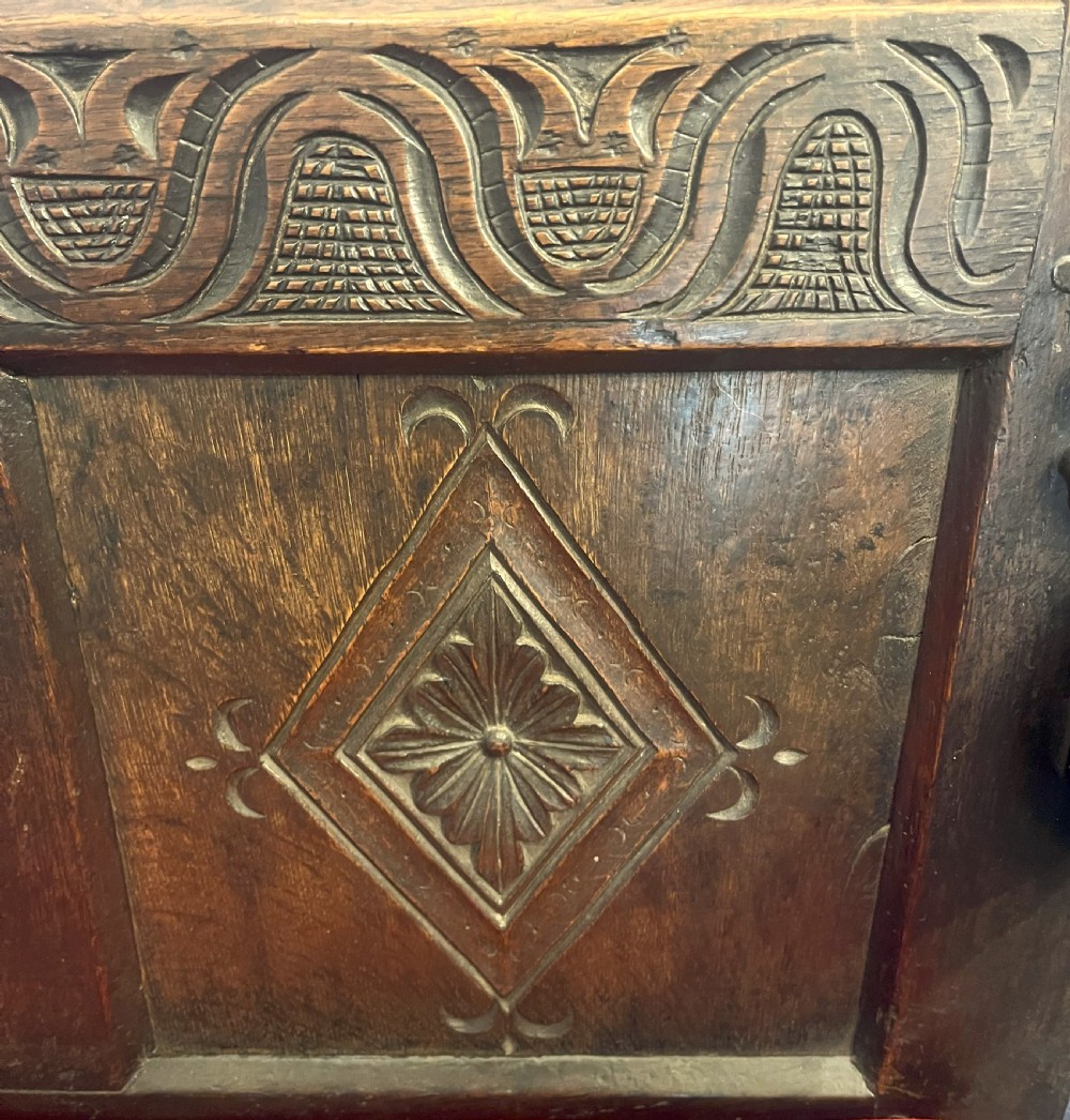 Fine Charles II Yorkshire Oak Settle c1670 View II
