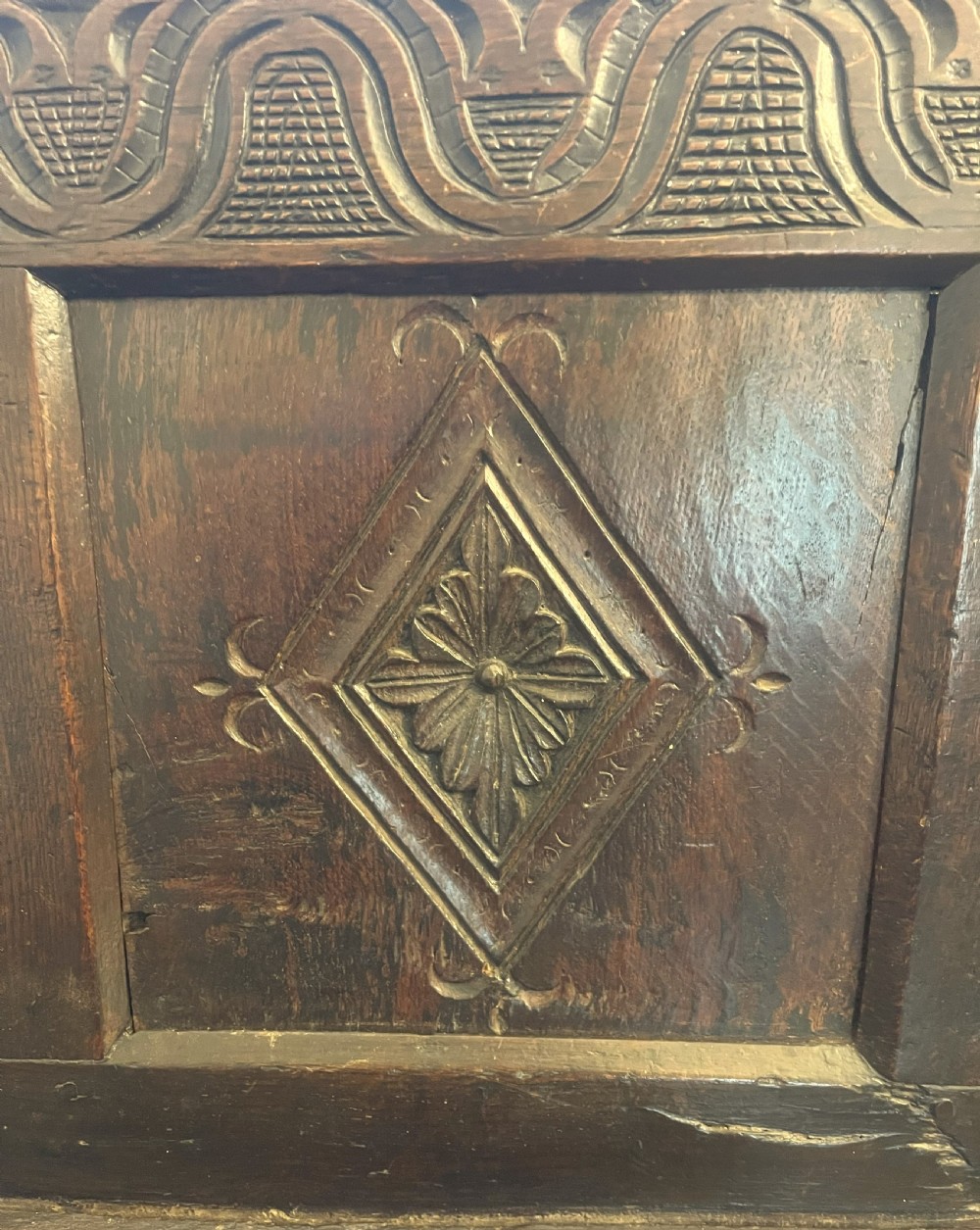 Fine Charles II Yorkshire Oak Settle c1670 View VI