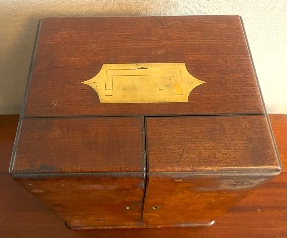 George III Travelling Apothecary Cabinet View V