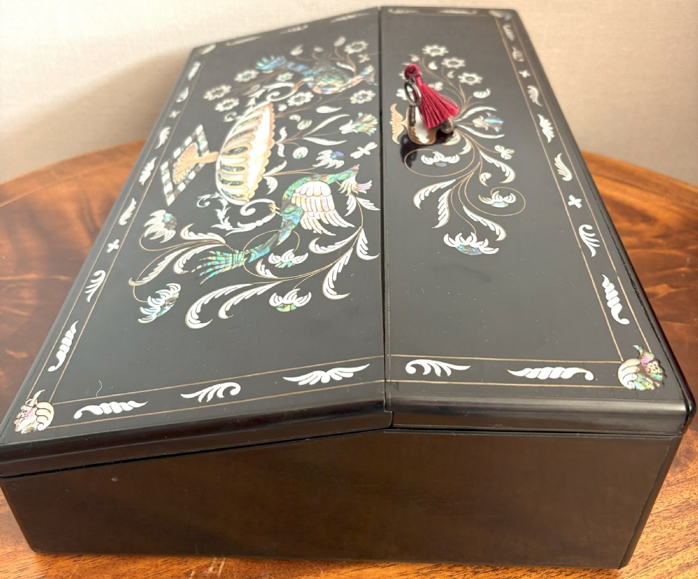 Fine Mother Of Pearl & Abalone Inlaid Ebony Writing Slope View XIX