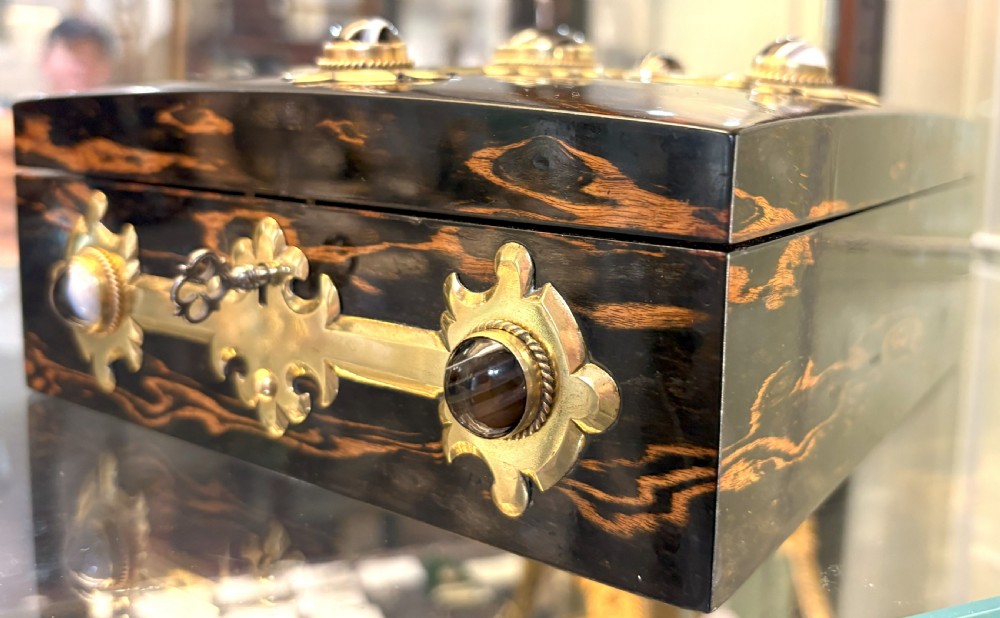 Coromandel & Agate Decorated Games Box View III