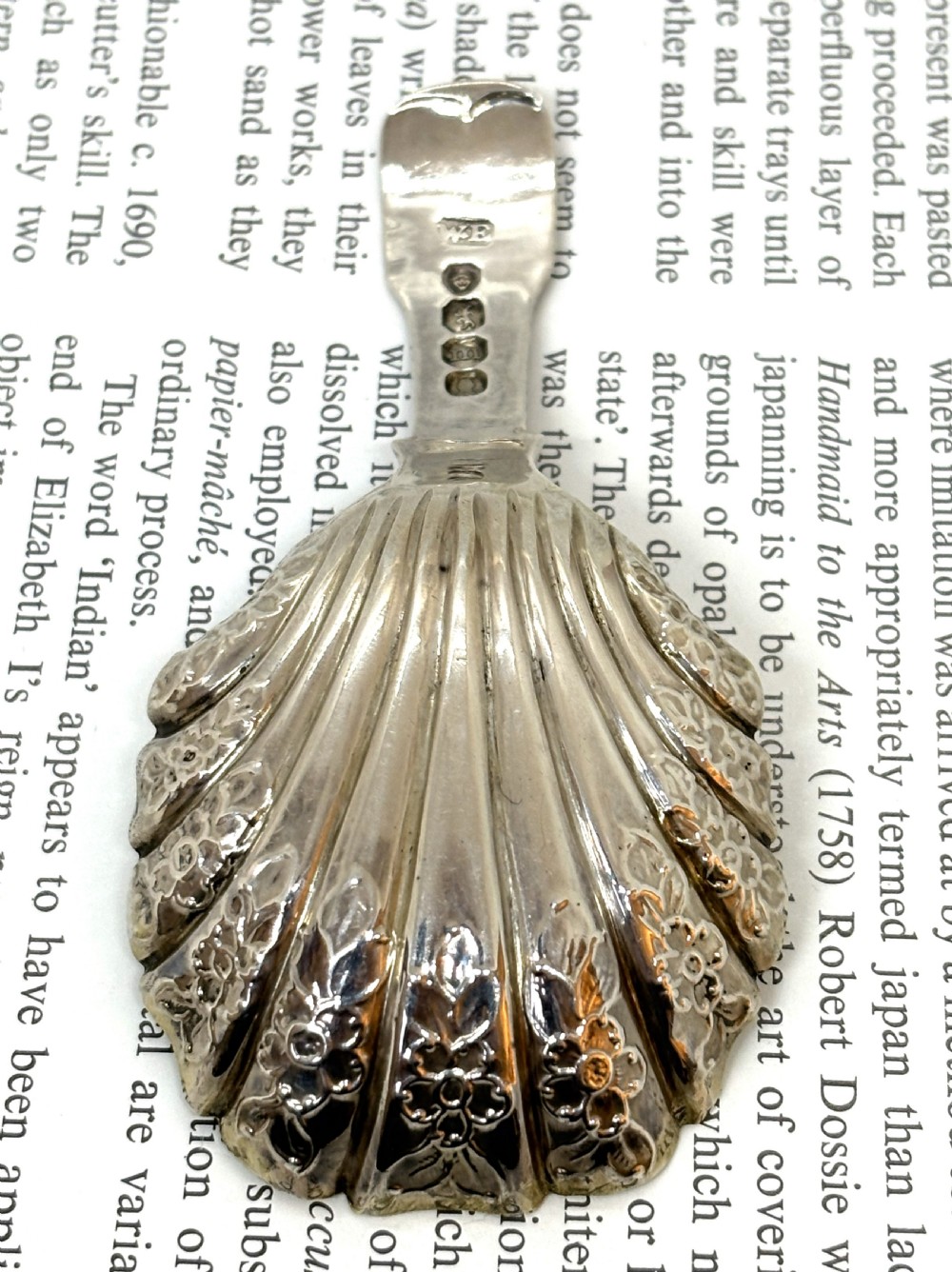 Georgian Silver Gilt Caddy Spoon View IV