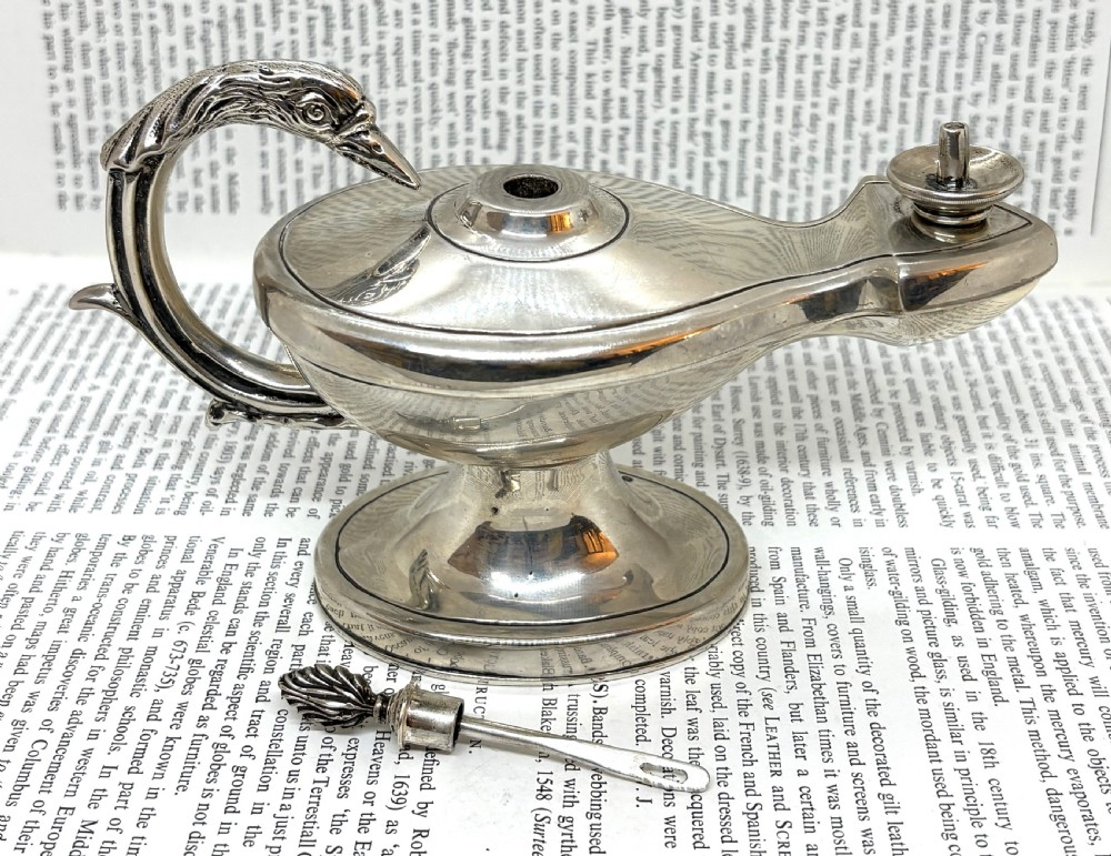 Super Quality Silver Swan Table Cigar Lighter View V