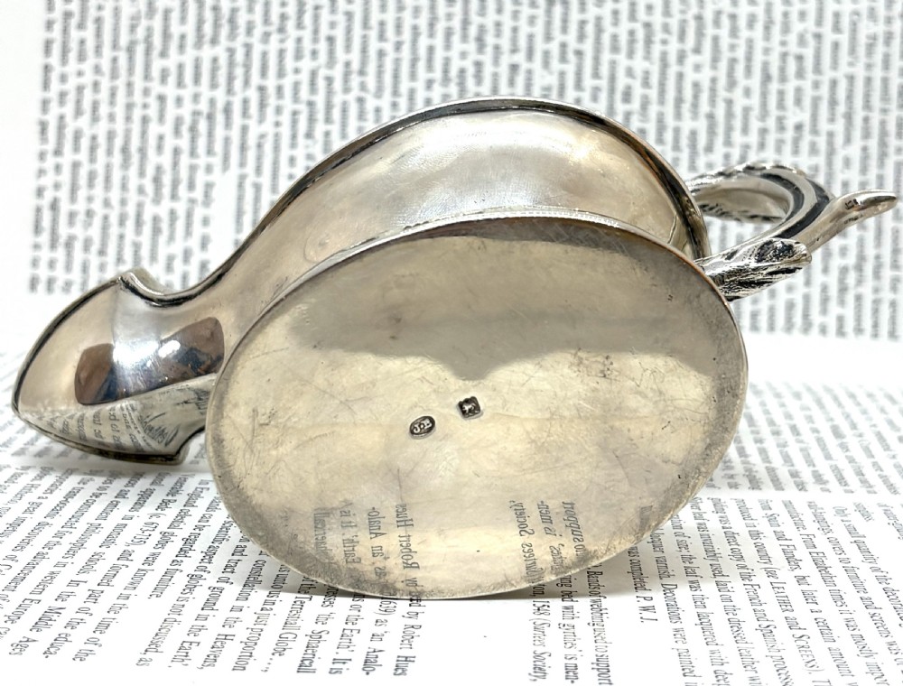 Super Quality Silver Swan Table Cigar Lighter View VI
