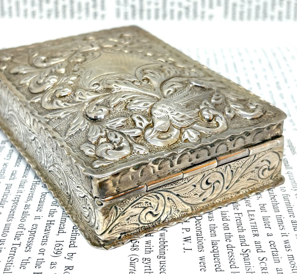 Fine Quality Silver Gilt Table Snuff Box View V