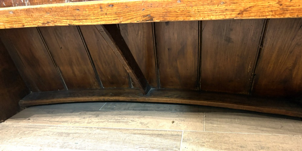 Late Georgian Elm Barrel Back Tavern Settle View IV