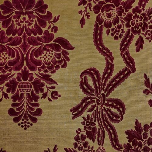 A PAIR OF HANGINGS OF 18TH CENTURY CISEL SILK VELVET - ADDITIONAL PHOTO 3