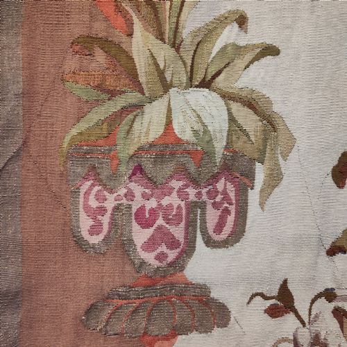 AN AUBUSSON ENTREFENTRE TAPESTRY - ADDITIONAL PHOTO 7