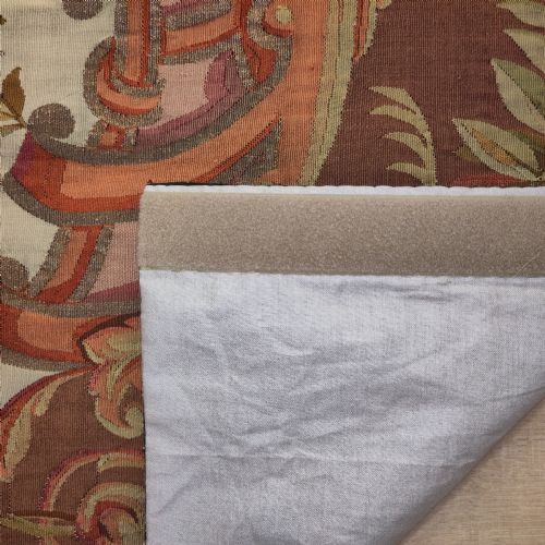 AN AUBUSSON ENTREFENTRE TAPESTRY - ADDITIONAL PHOTO 9