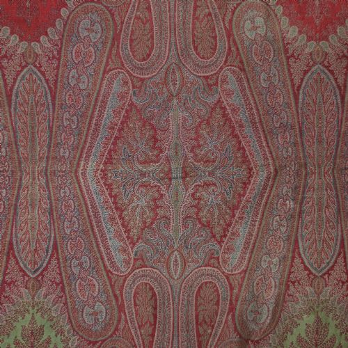 A 19TH CENTURY SHAWL - ADDITIONAL PHOTO 3