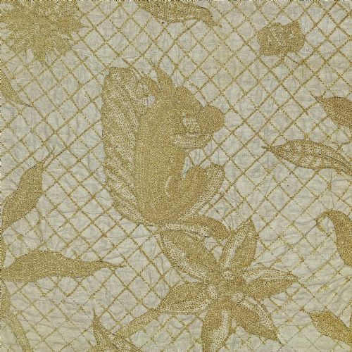 AN EMBROIDERED LINEN COVERLET - ADDITIONAL PHOTO 6