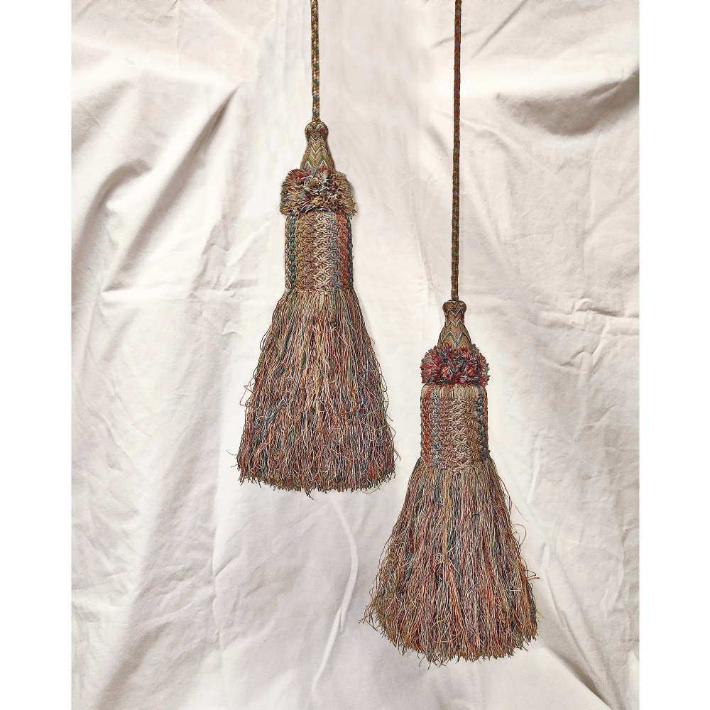 A pair of 17th century tassels
