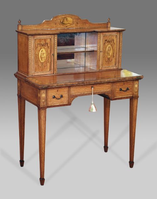 Pretty Edwardian Satinwood Bonheur Du Jour