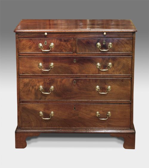 Small George III Mahogany Chest of Drawers