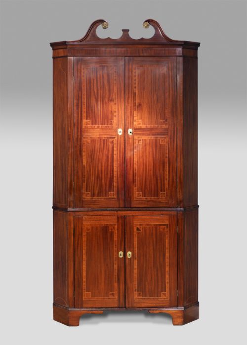George III Mahogany Floor Standing Corner Cupboard