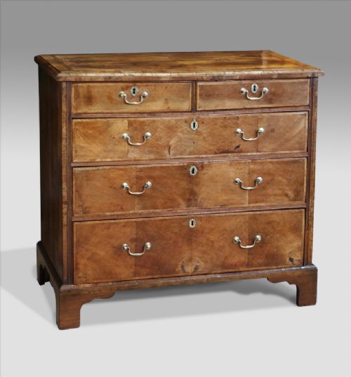 Country Georgian Walnut Chest of Drawers