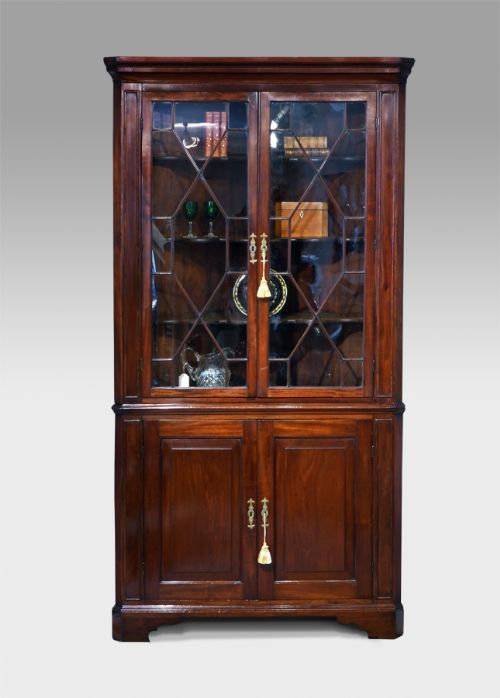 George III Mahogany Floor Standing Corner Cupboard