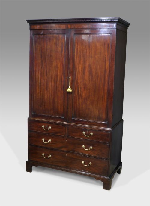 Georgian Mahogany Linen Press