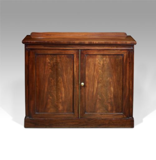 Good Quality Late Regency Mahogany Side Cabinet