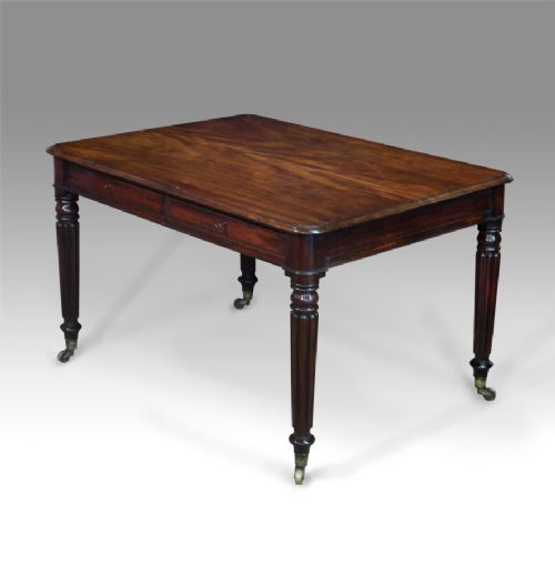 Fine Quality 19th Century Mahogany Writing Table