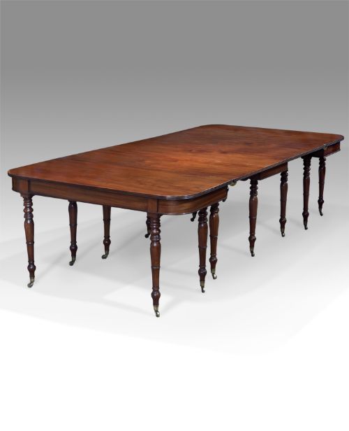 Fine Quality Late Regency Mahogany Dining Table