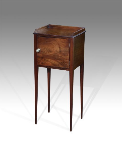 George III Mahogany Pot Cupboard