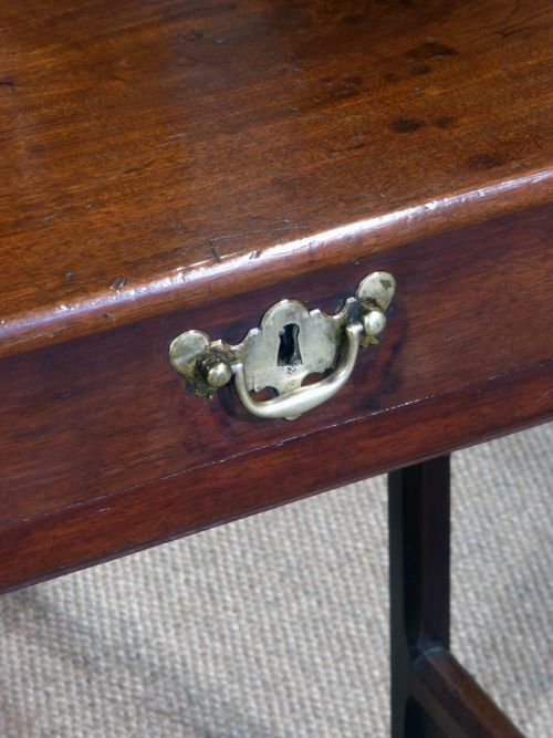 fig 4. Charming little George III mahogany side table