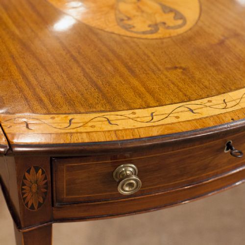 SHERATON PERIOD MAHOGANY AND SATINWOOD PEMBROKE TABLE - ADDITIONAL PHOTO 9