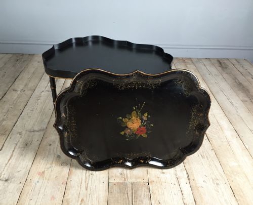 19TH CENTURY LACQUERED TRAY TOP COFFEE TABLE - ADDITIONAL PHOTO 2