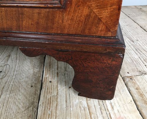 GEORGIAN MAHOGANY SECRETAIRE CHEST - ADDITIONAL PHOTO 7