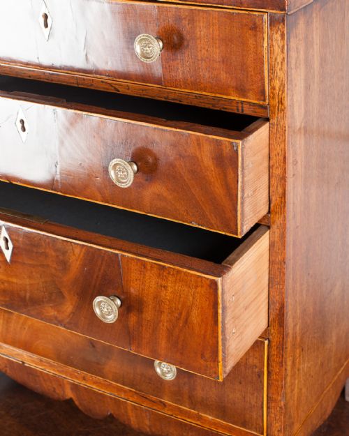 19TH CENTURY MAHOGANY MINIATURE CHEST OF DRAWERS - ADDITIONAL PHOTO 3