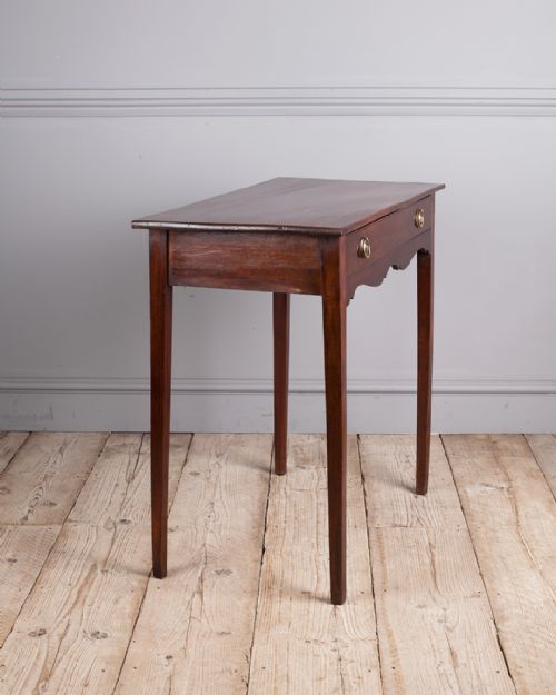 18TH CENTURY MAHOGANY SIDE TABLE - ADDITIONAL PHOTO 2