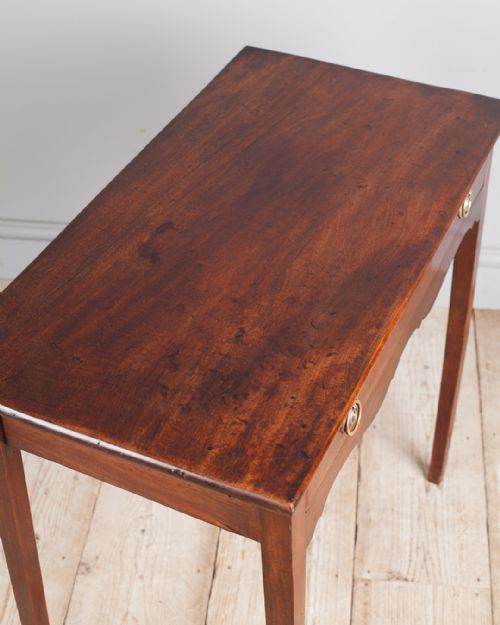 18TH CENTURY MAHOGANY SIDE TABLE - ADDITIONAL PHOTO 4