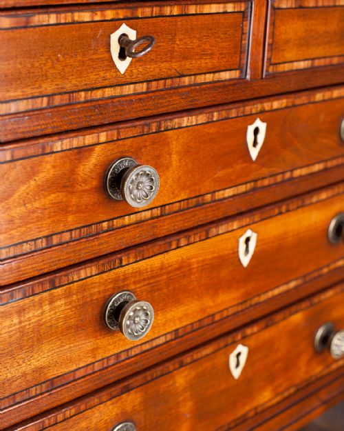 19TH CENTURY MAHOGANY CHEST OF DRAWERS - ADDITIONAL PHOTO 4