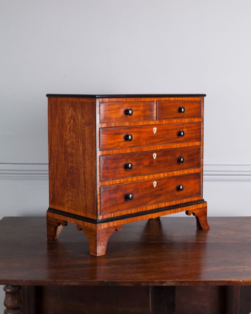 REGENCY MAHOGANY MINIATURE CHEST OF DRAWERS - ADDITIONAL PHOTO 1