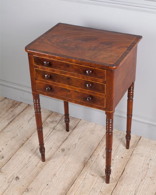 LATE REGENCY MAHOGANY WORK TABLE - ADDITIONAL PHOTO 1