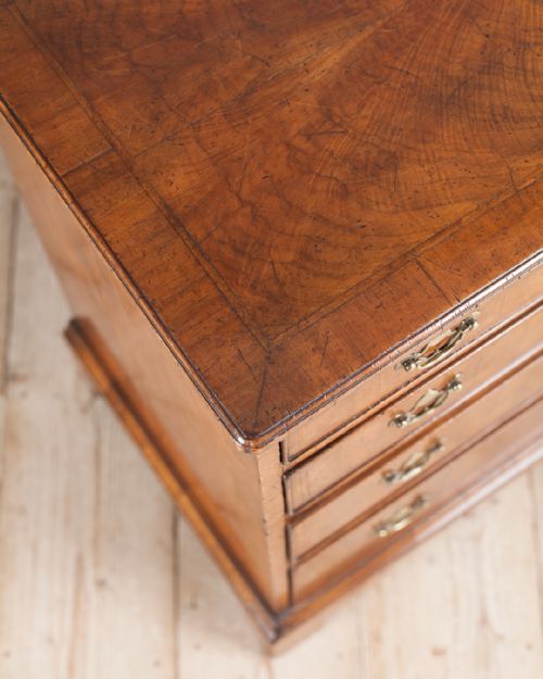 EDWARDIAN WALNUT CHEST OF DRAWERS - ADDITIONAL PHOTO 6