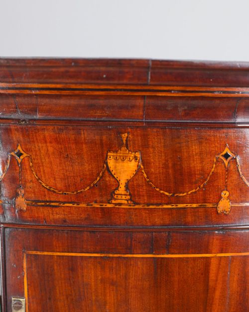 GEORGE III MAHOGANY BOWFRONT CORNER CUPBOARD - ADDITIONAL PHOTO 4