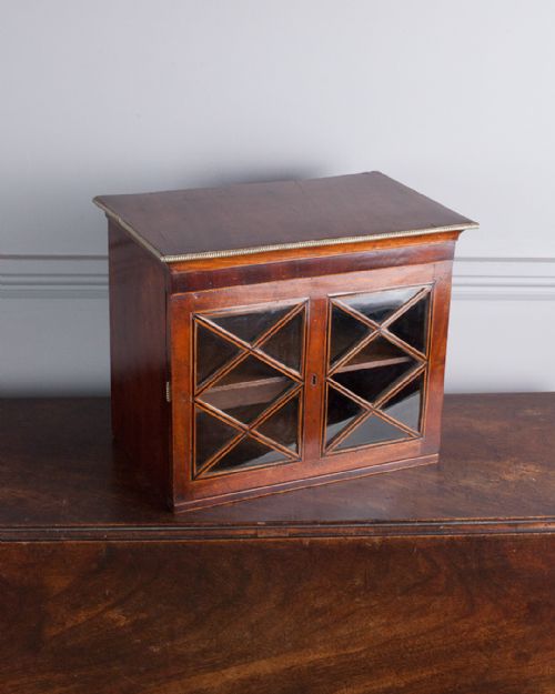 19TH CENTURY MAHOGANY WALL HANGING CABINET - ADDITIONAL PHOTO 2