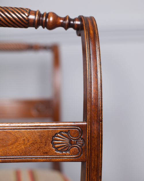 SET OF FOUR REGENCY MAHOGANY DINING CHAIRS - ADDITIONAL PHOTO 1