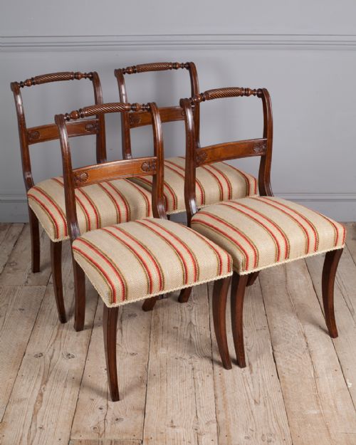 SET OF FOUR REGENCY MAHOGANY DINING CHAIRS - ADDITIONAL PHOTO 5